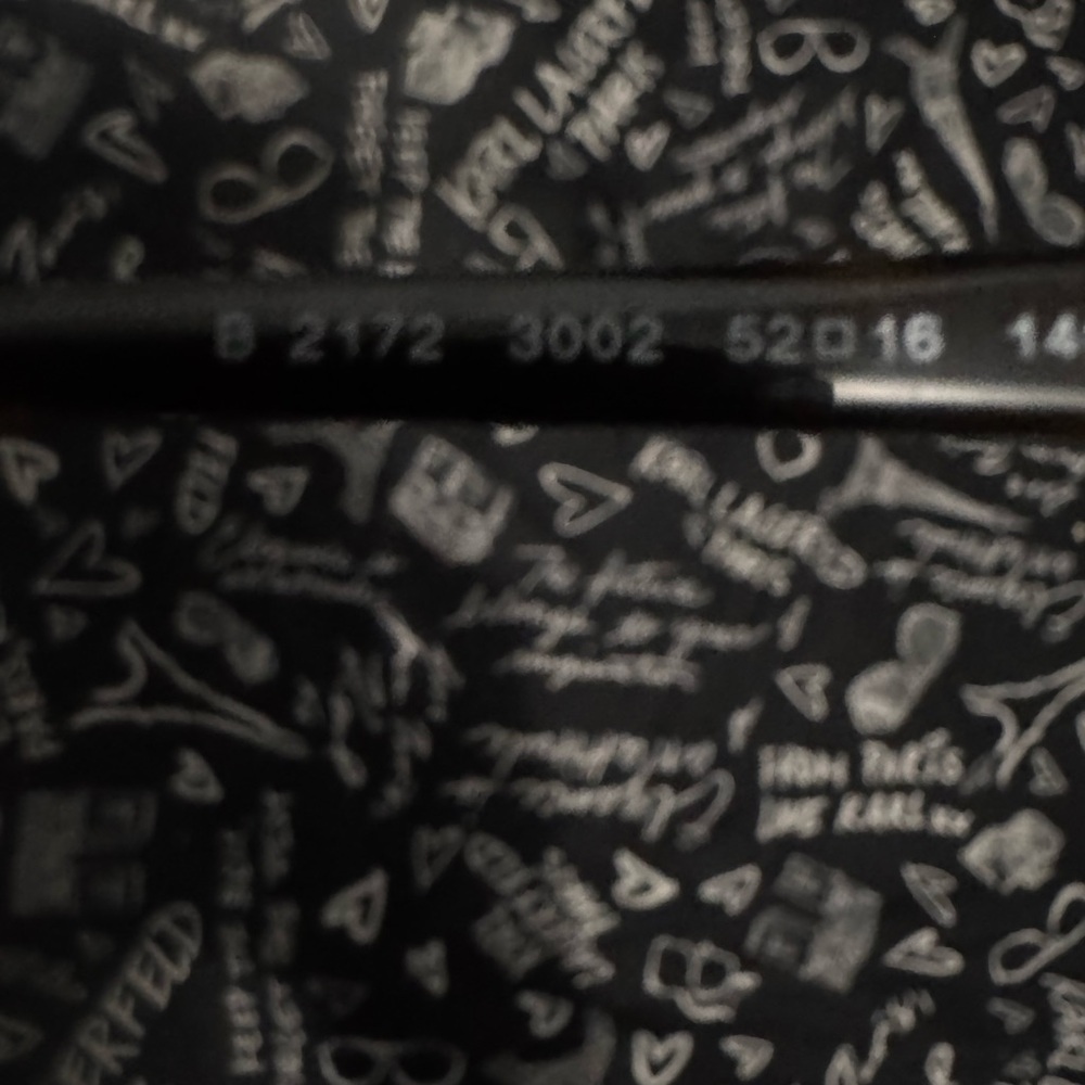 Burberry prescription glasses - Picture 4 of 5